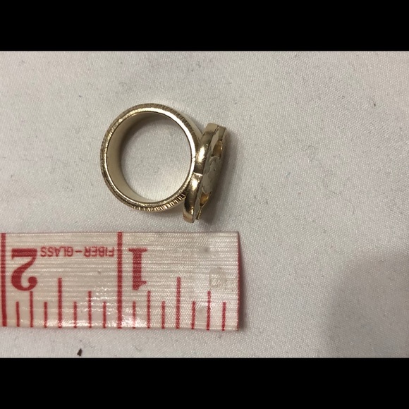 Chanel Around the Globe map ring 7 - Picture 10 of 11